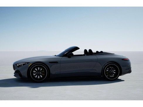 Used 2022 Mercedes-Benz SL 55 AMG 4MATIC image 34