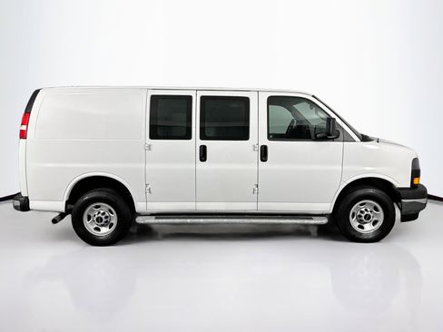 Used 2024 GMC Savana 2500 Work Van w/ Driver Convenience Package image 12