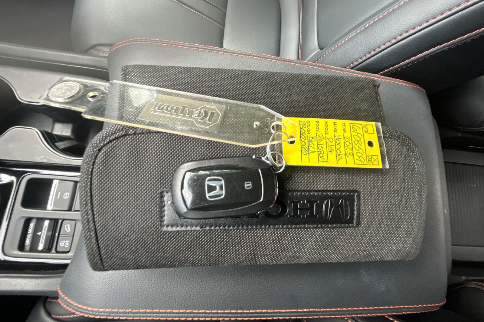 Used 2023 Honda Pilot TrailSport image 28