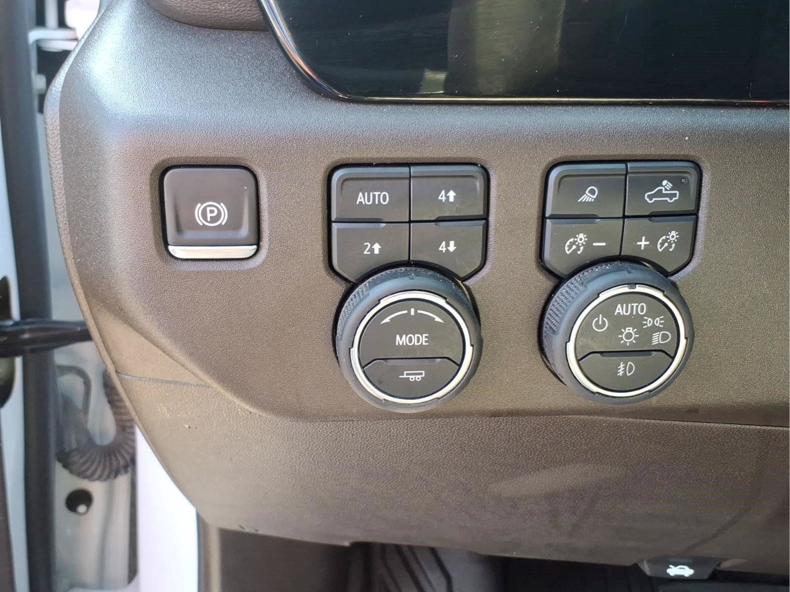 Certified 2024 Chevrolet Silverado 1500 LTZ w/ LTZ Convenience Package II AWD/4WD image 19