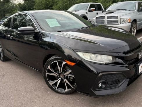 Used 2018 Honda Civic Si image 1