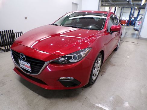 Used 2015 MAZDA MAZDA3 i Sport image 1