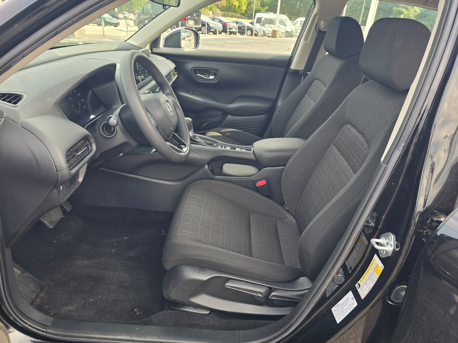 Used 2025 Honda HR-V LX image 12