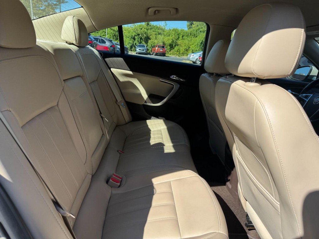 Used 2013 Buick Regal Premium FWD image 13