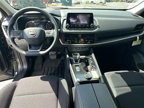 New 2026 Nissan Rogue S image 18