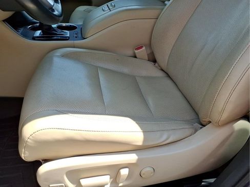 Used 2015 Toyota Highlander Limited Platinum AWD/4WD image 17
