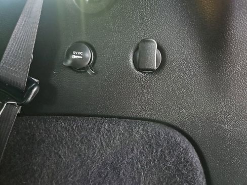 Used 2023 Dodge Durango GT image 31