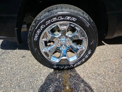 Used 2022 RAM 1500 Big Horn image 11