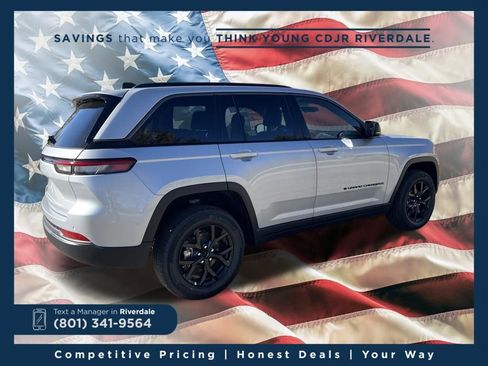 New 2026 Jeep Grand Cherokee Altitude image 5
