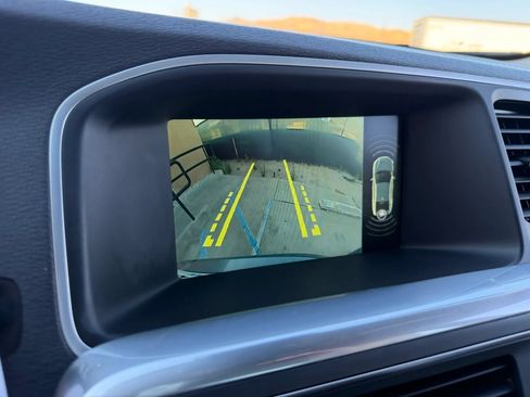 Used 2016 Volvo S60 T5 Premier FWD image 16