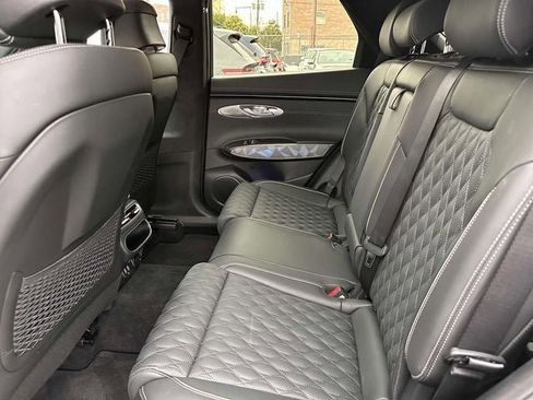 Used 2025 Genesis GV70 3.5T Sport w/ Sport Advanced Package image 16