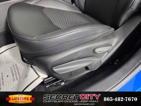 New 2026 Jeep Compass Latitude image 14