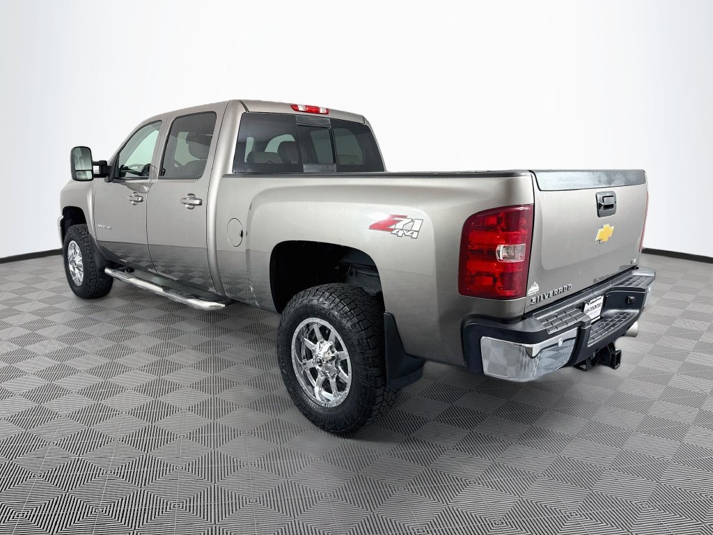 Used 2013 Chevrolet Silverado 3500 LTZ w/ LTZ Plus Package AWD/4WD image 5