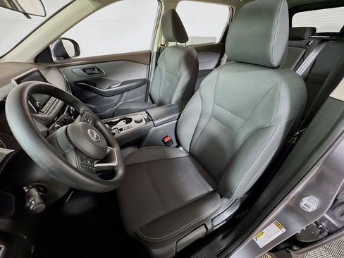 Used 2023 Nissan Rogue S AWD/4WD image 13