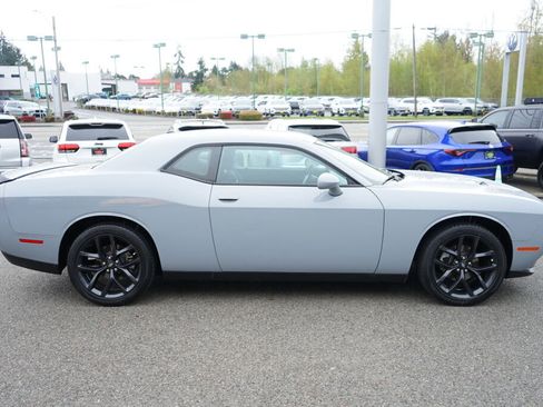 Used 2022 Dodge Challenger SXT w/ Blacktop Package image 6