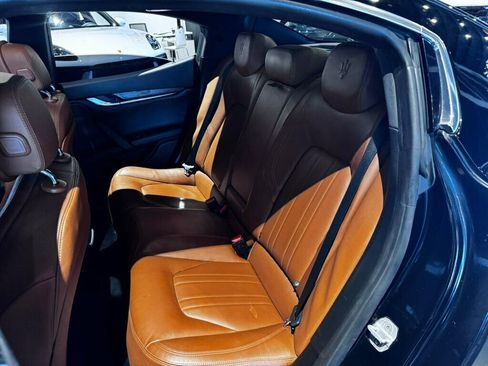 Used 2016 Maserati Ghibli RWD image 21