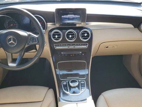Used 2019 Mercedes-Benz GLC 300 image 16