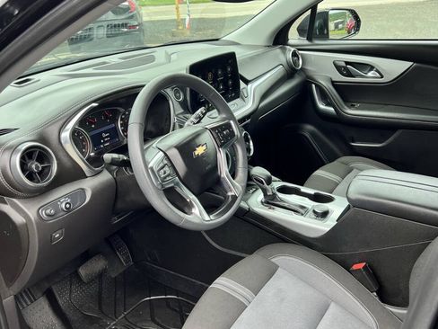 Used 2024 Chevrolet Blazer LT w/ Convenience Package FWD image 13