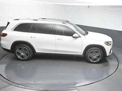 Used 2026 Mercedes-Benz GLS 450 4MATIC image 51