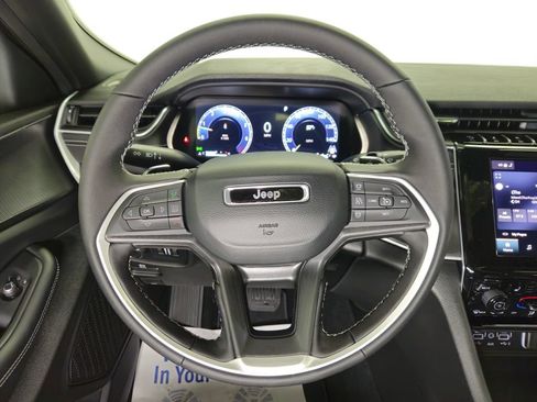 New 2026 Jeep Grand Cherokee Laredo X AWD/4WD image 11