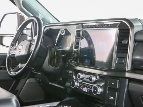 Used 2024 Ford F250 Lariat w/ Lariat Ultimate Package image 28