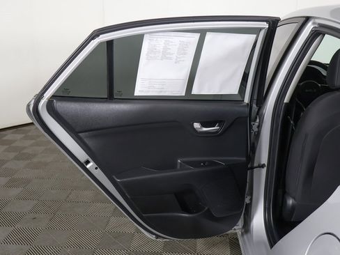 Used 2023 Kia Rio LX image 17