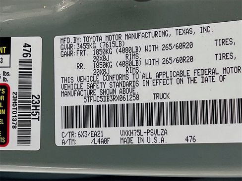 Used 2024 Toyota Tundra Limited image 29