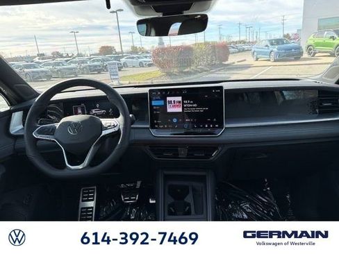 New 2026 Volkswagen Tiguan SE R-Line image 20