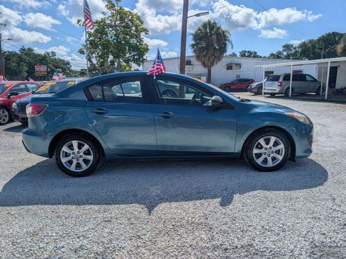 Used 2010 MAZDA MAZDA3 i Touring FWD image 4