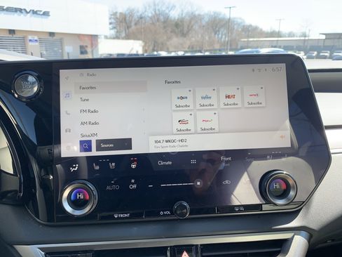 Used 2024 Lexus RX 350 Premium Plus w/ Convenience Package image 23