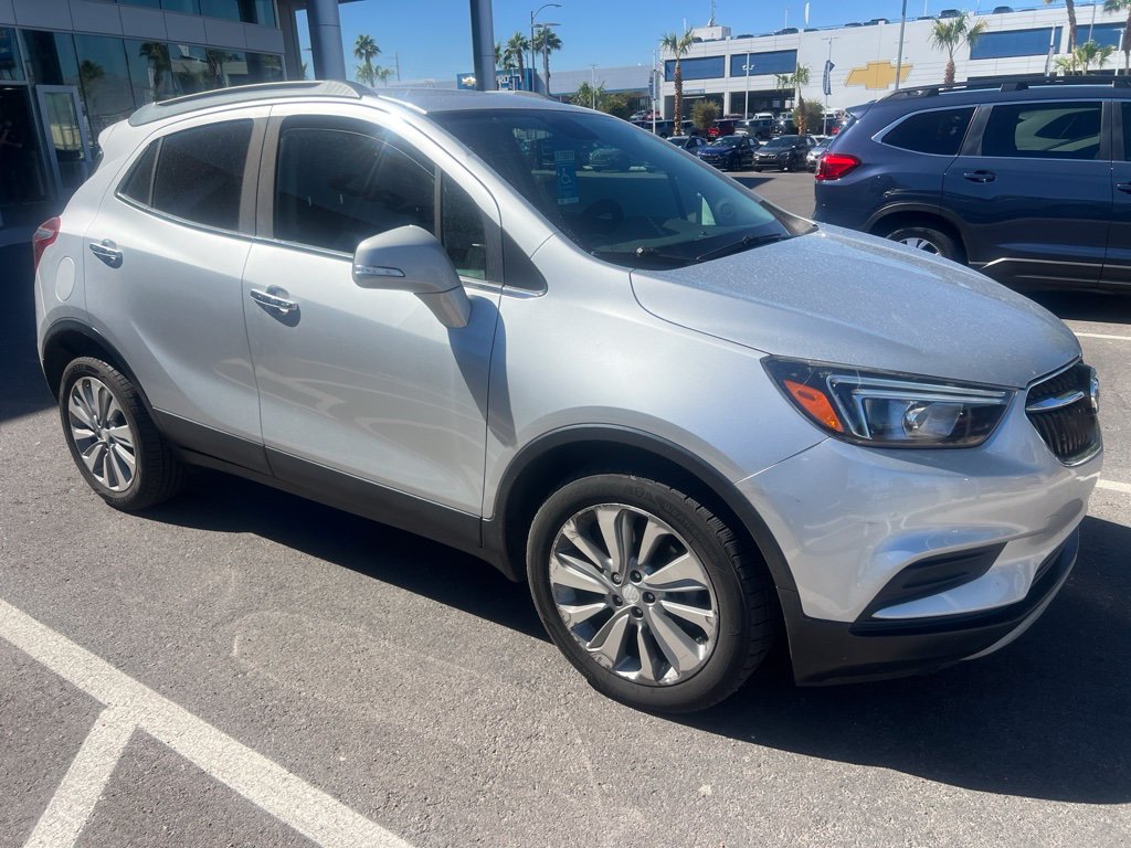 Used 2018 Buick Encore Preferred FWD image 2