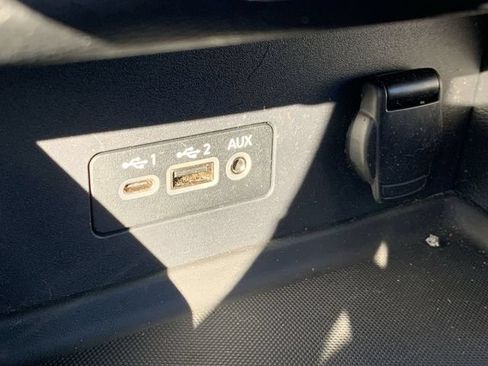 Used 2021 Nissan Sentra SV FWD image 26