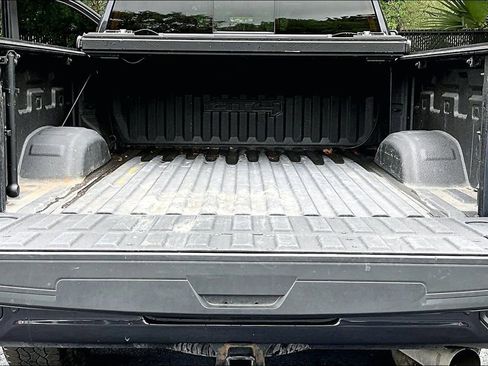 Used 2024 GMC Sierra 2500 AT4 w/ AT4 Premium Plus Package AWD/4WD image 7