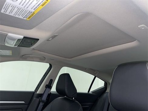 Certified 2024 Nissan Altima 2.0 SR image 23