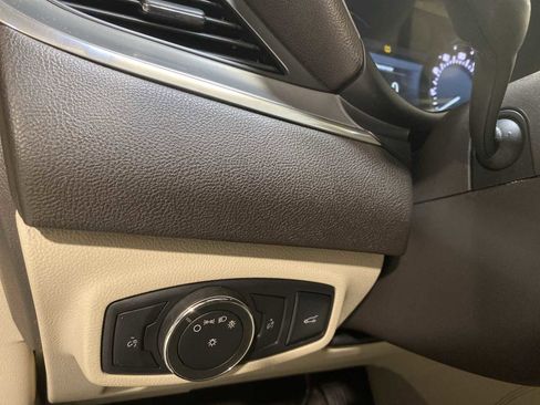 Used 2017 Lincoln MKC Premiere image 24