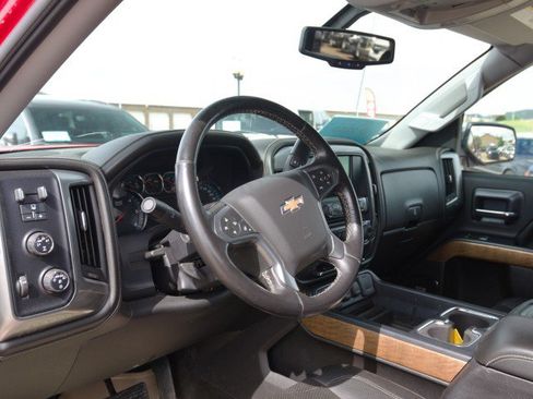 Used 2015 Chevrolet Silverado 1500 LTZ w/ LTZ Plus Package AWD/4WD image 18