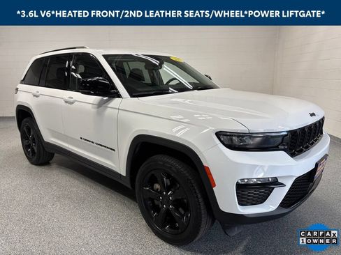 Used 2023 Jeep Grand Cherokee Limited w/ Black Appearance Package AWD/4WD image 1