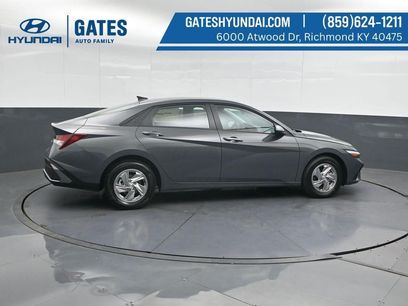 New 2026 Hyundai Elantra SE
