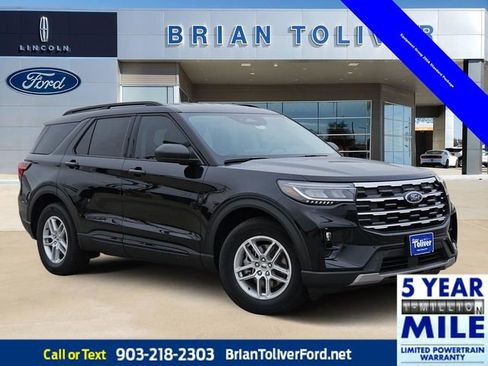 New 2026 Ford Explorer Active image 1