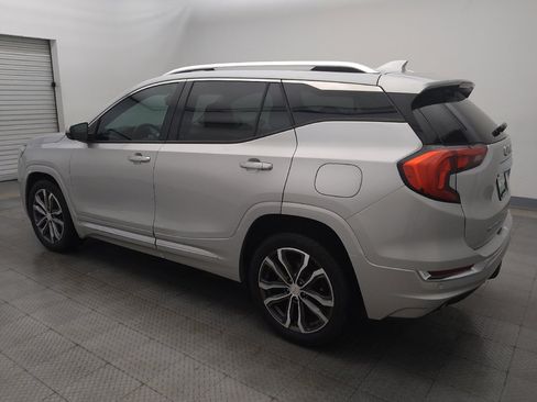 Used 2018 GMC Terrain Denali w/ Advanced Safety Package FWD image 3