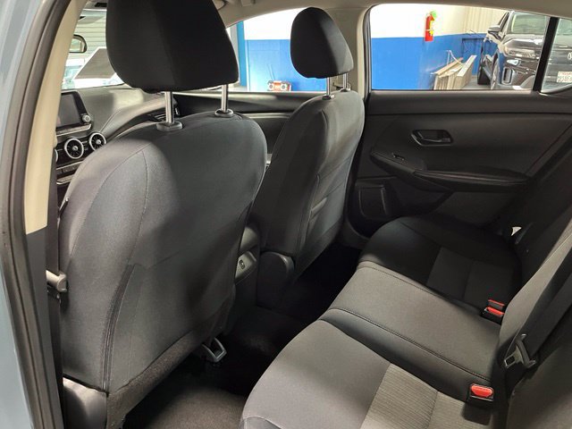 Used 2024 Nissan Sentra SV FWD image 18