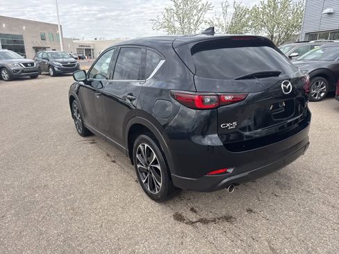 Used 2023 MAZDA CX-5 AWD 2.5 S w/ Premium Package image 7
