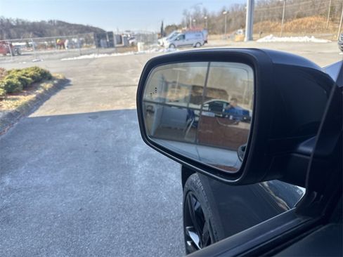 Used 2022 Ford Edge ST w/ Equipment Group 401A image 23