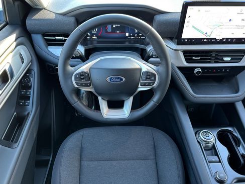 New 2026 Ford Explorer Active image 12