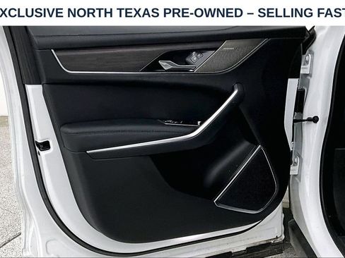 Used 2022 Jaguar F-PACE S AWD/4WD image 22