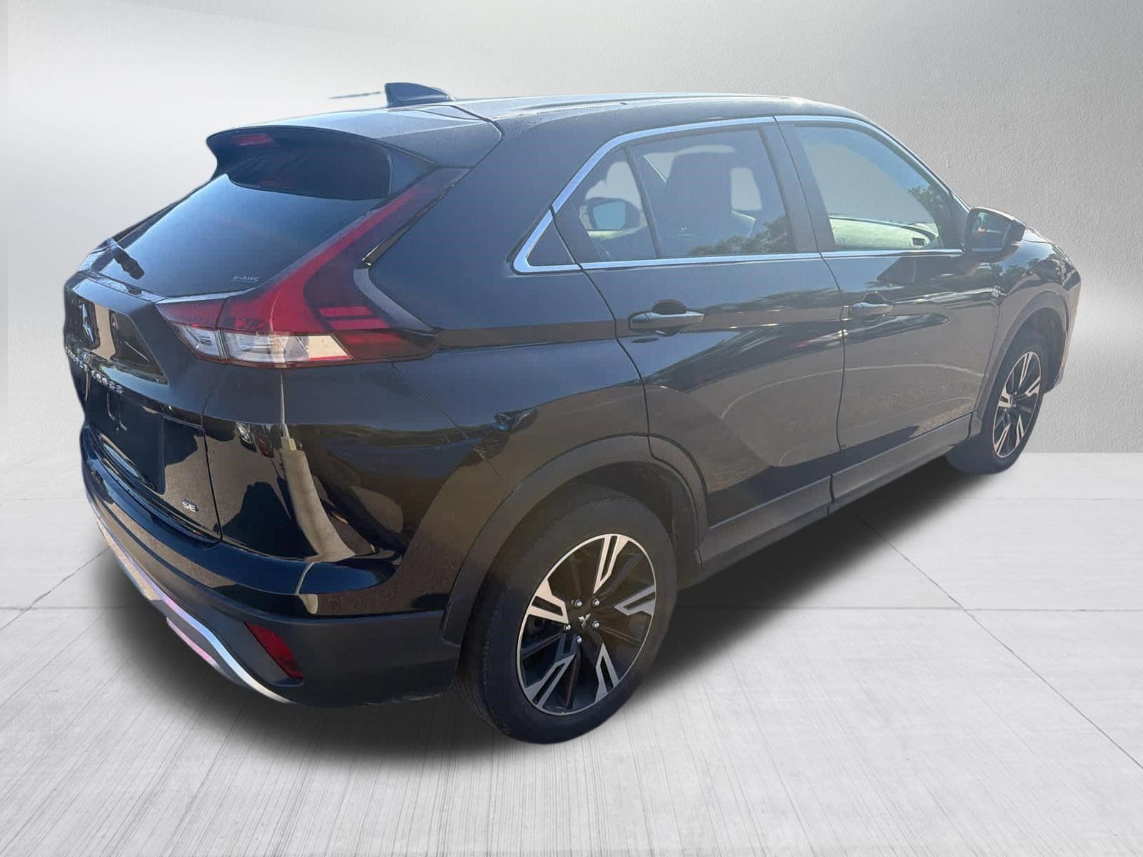 Used 2024 Mitsubishi Eclipse Cross SE AWD/4WD image 4