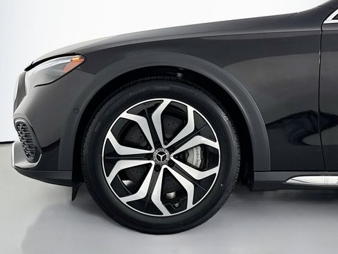New 2025 Mercedes-Benz E 450 4MATIC All-Terrain Wagon image 9