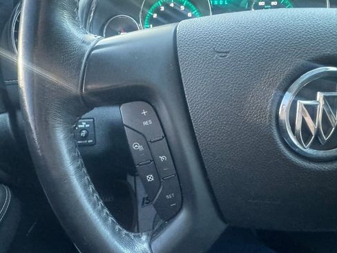 Used 2017 Buick Enclave Leather image 22