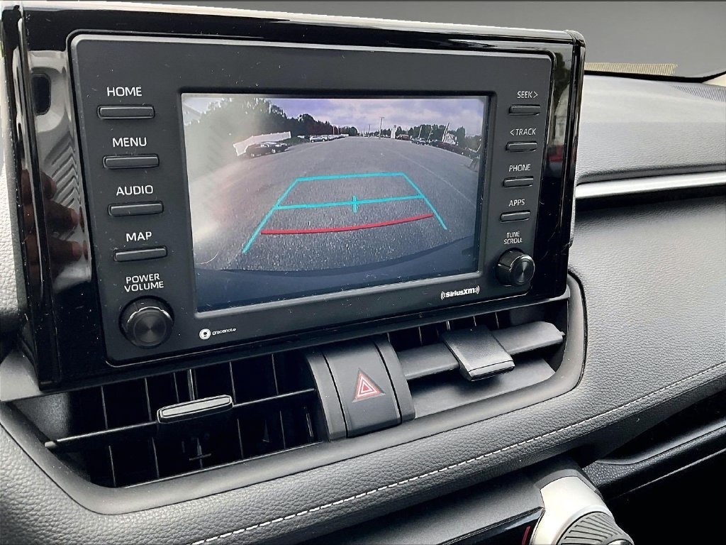 Used 2022 Toyota RAV4 XLE AWD/4WD image 19