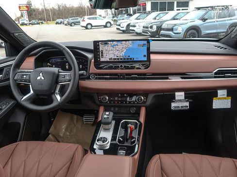 New 2026 Mitsubishi Outlander SEL AWD/4WD image 20